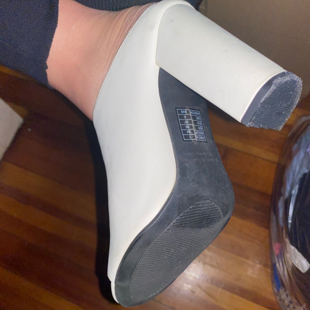 Mules - Picture 3 of 3